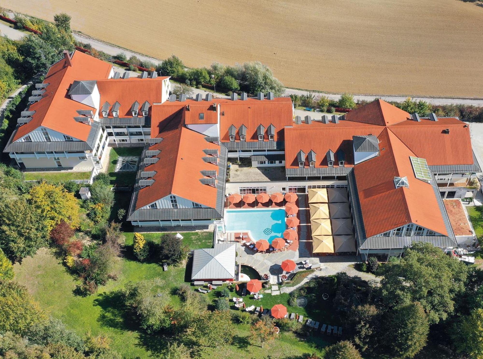 Hotel St. Wolfgang Bad Griesbach  Buitenkant foto